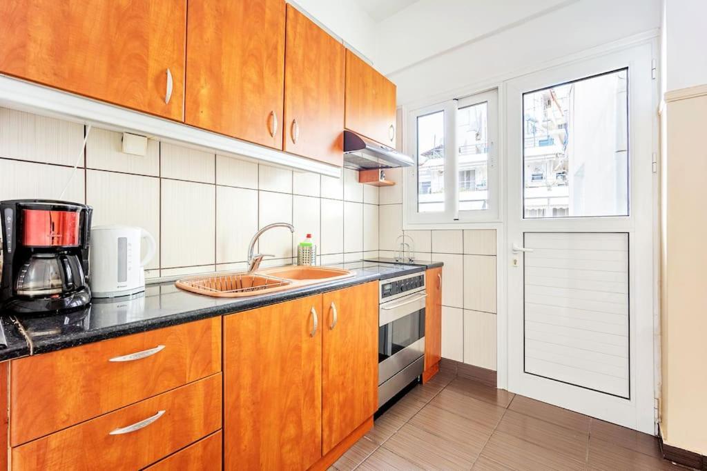 Apartment In The Middle Of Everything Atenas Exterior foto